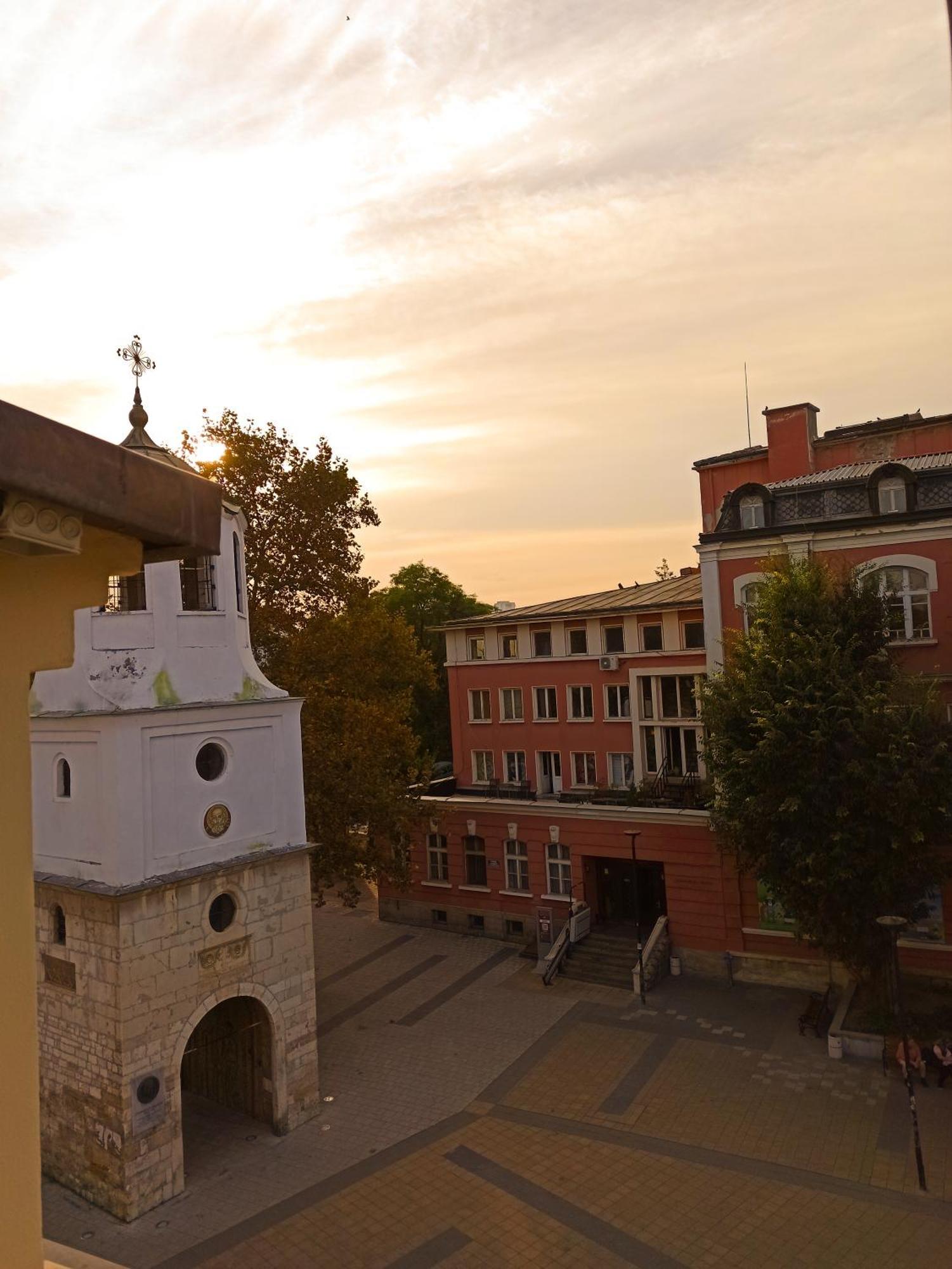Hotel Хотел Театъръ Pleven Exterior foto