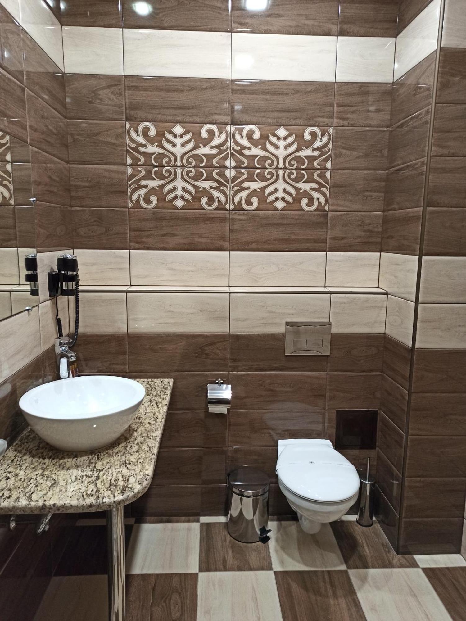 Hotel Хотел Театъръ Pleven Exterior foto