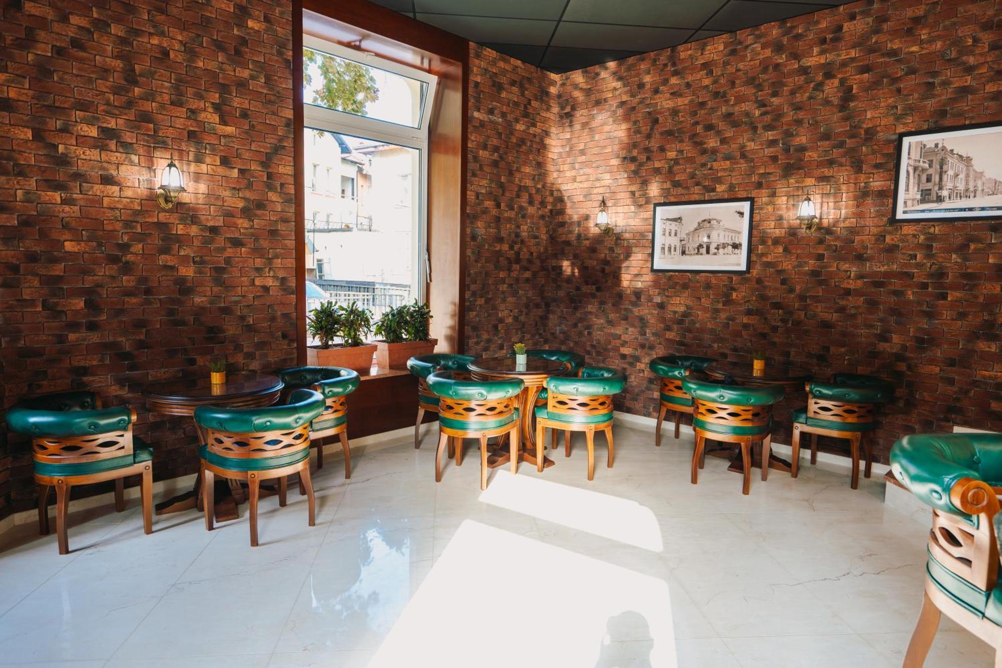 Hotel Хотел Театъръ Pleven Exterior foto
